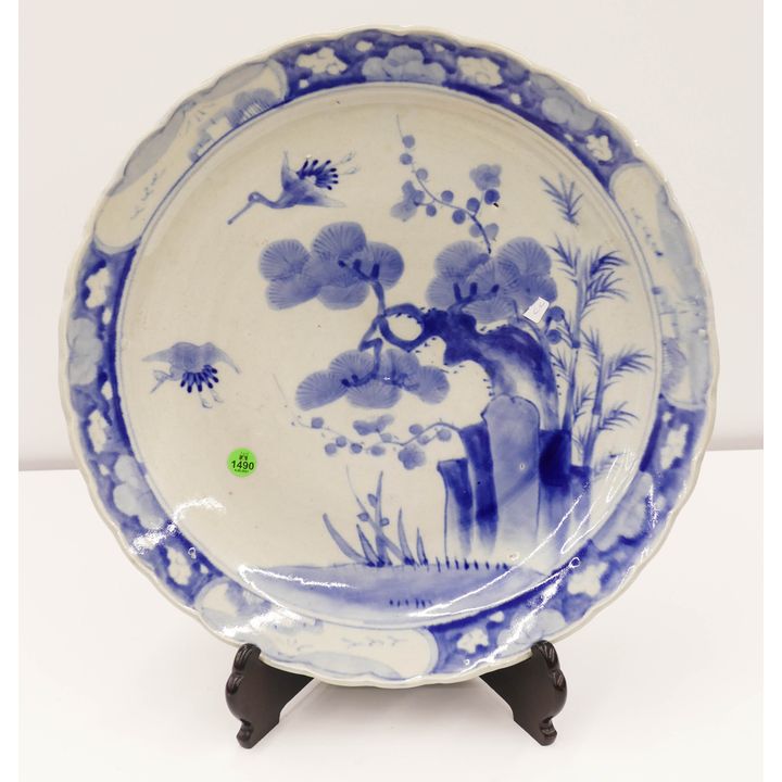 Meiji Japanese B&W Charger on Stand- 17''