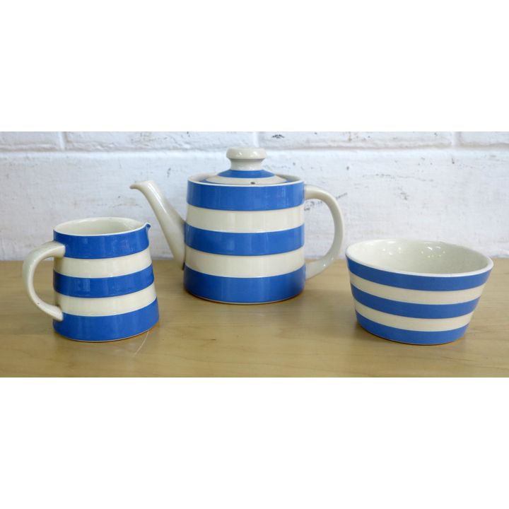 CORNISH WARE 3 PIECE TEA SET