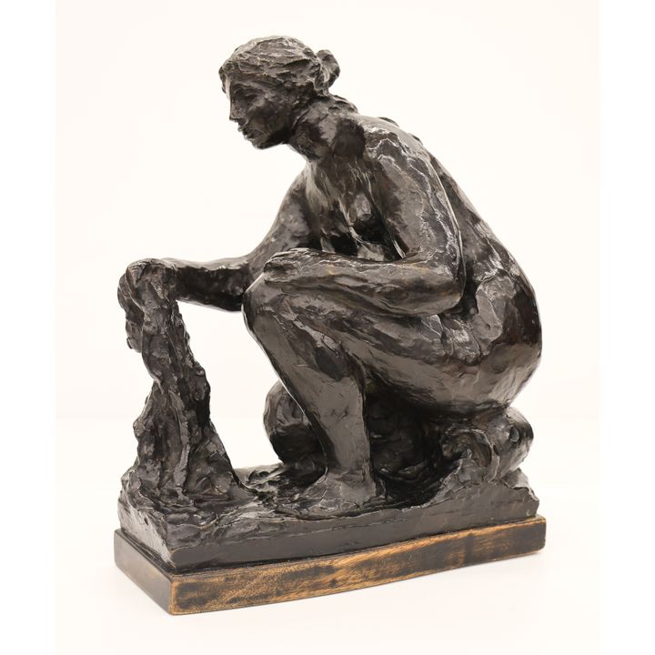 Pierre Auguste Renoir ''Moyenne Laveuse'' Bronze Sculpture