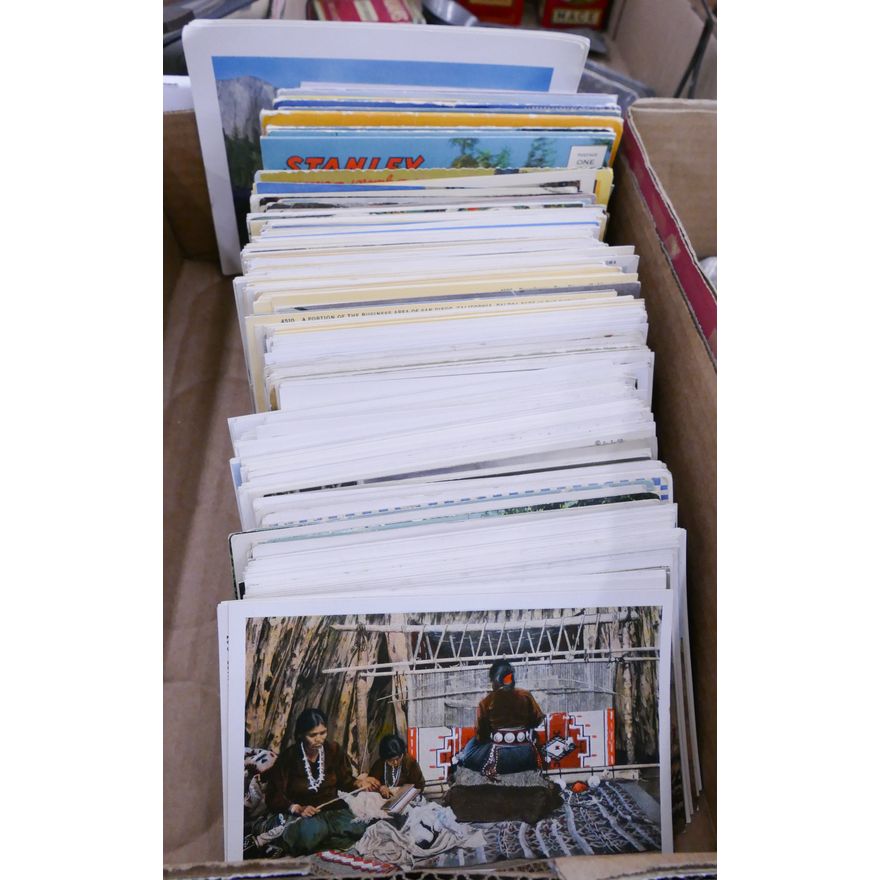 Box Vintage Postcards