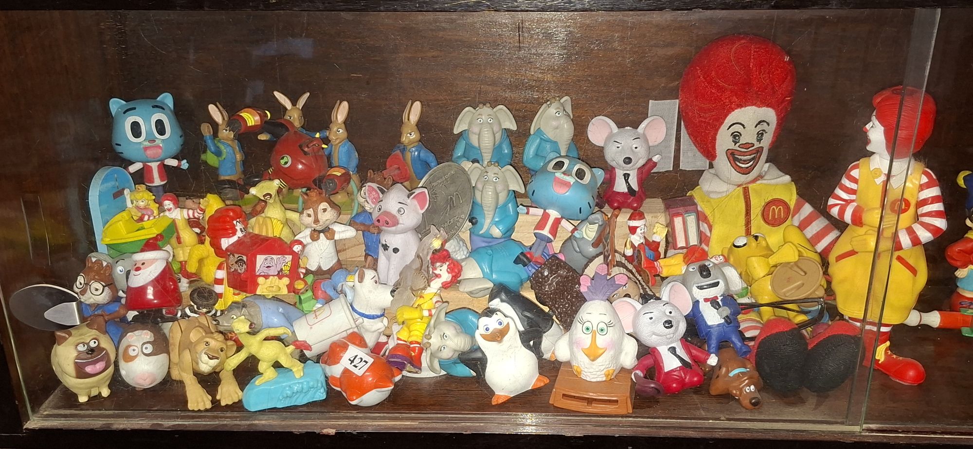 Quantity Of Plastic Toys