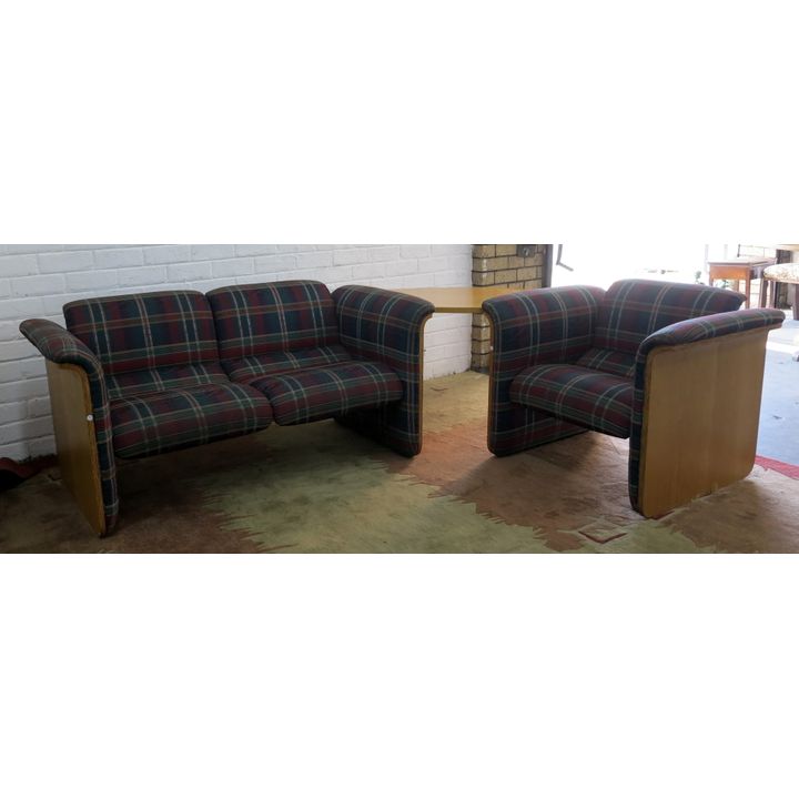 CORNER LOUNGE SUITE