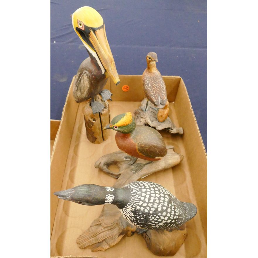 Box 4pc BIll & Grace White Pelican and Bird Carvings 6'' to 11''