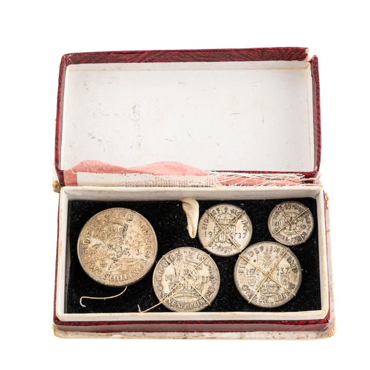 Great Britain, George VI, Threepence - Two Shillings, 1937, UNC