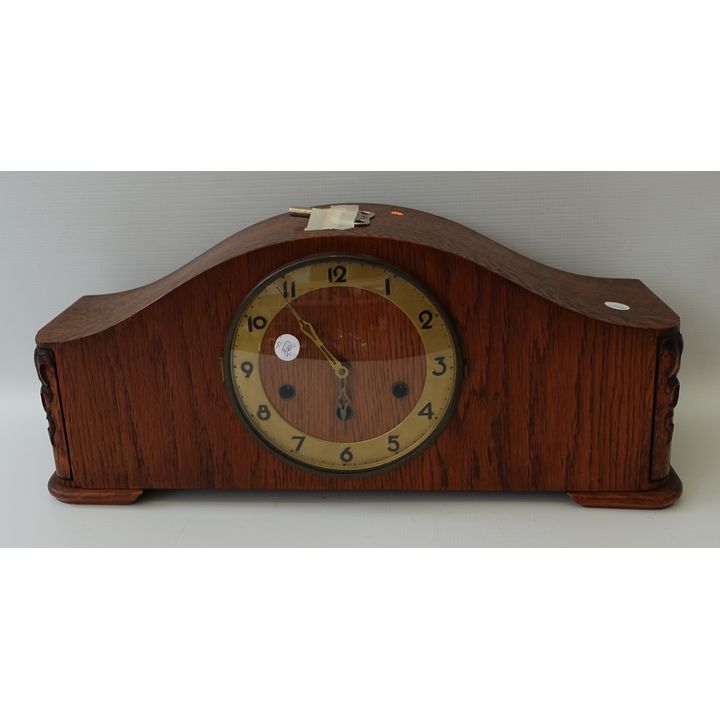 OAK MANTLE CLOCK