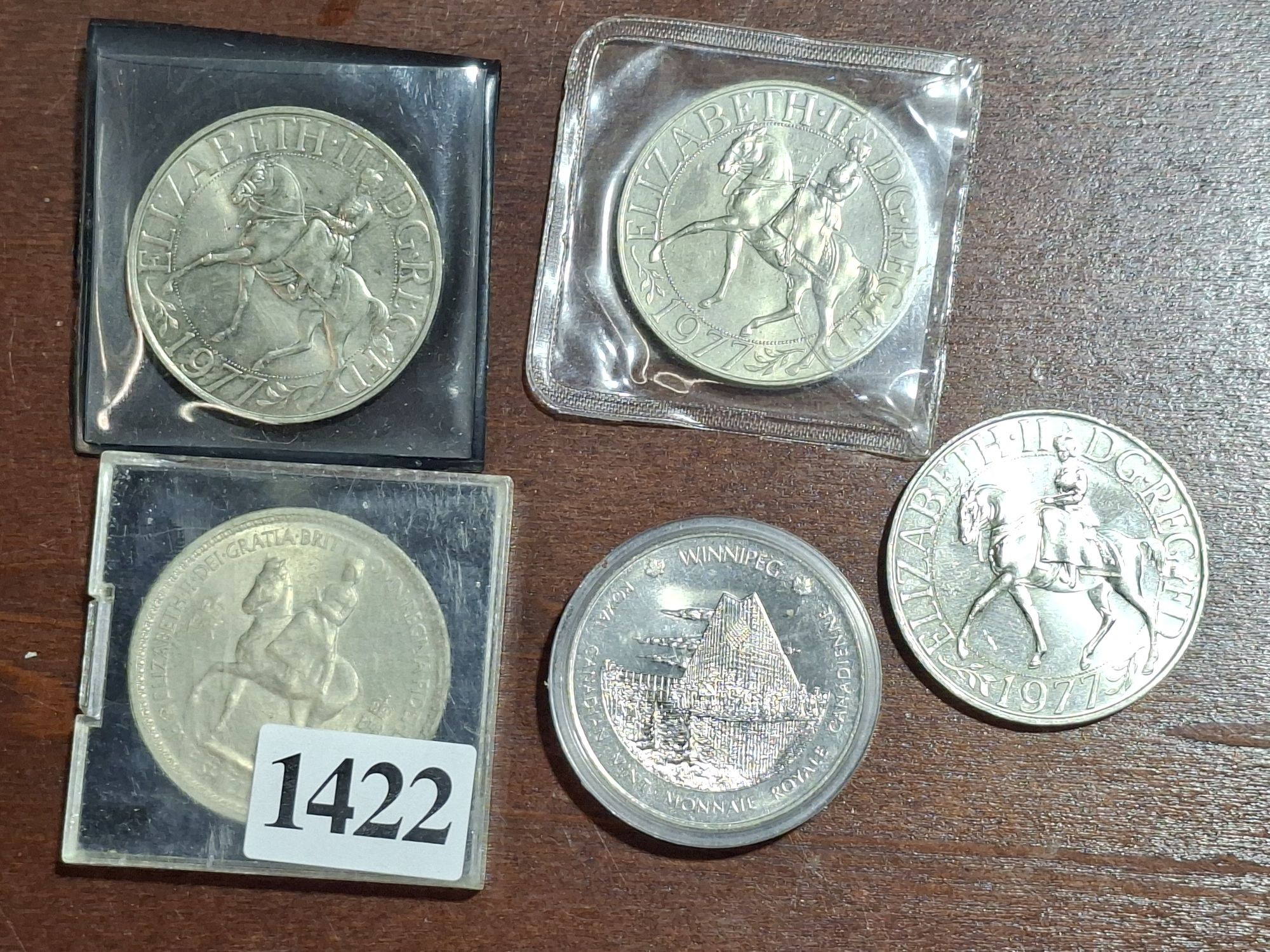 1422 · COLLECTION OF COMMEMORATIVE COINS