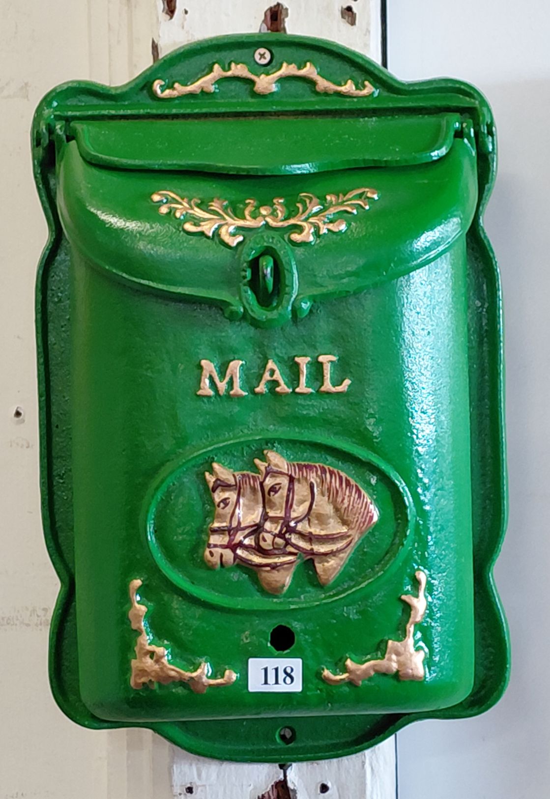 118 · DECORATIVE LETTER BOX