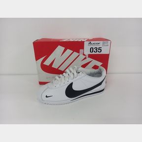 NIKE CLASSIC CORTEZ PREMIUM - 807480-104 - WHITE/BLACK - UK 6