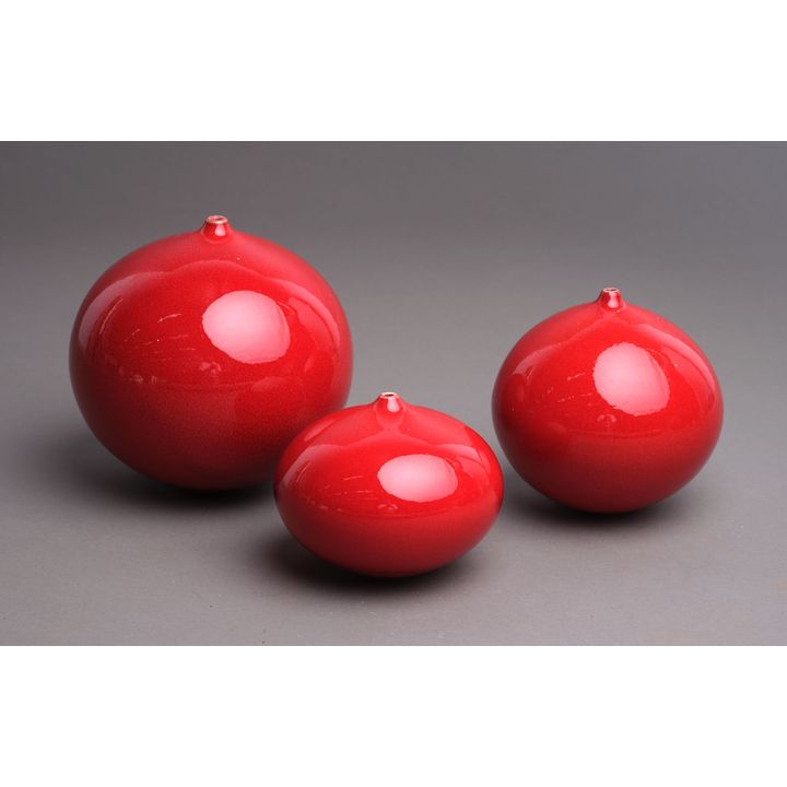 Graham Ambrose - Three red orb vases