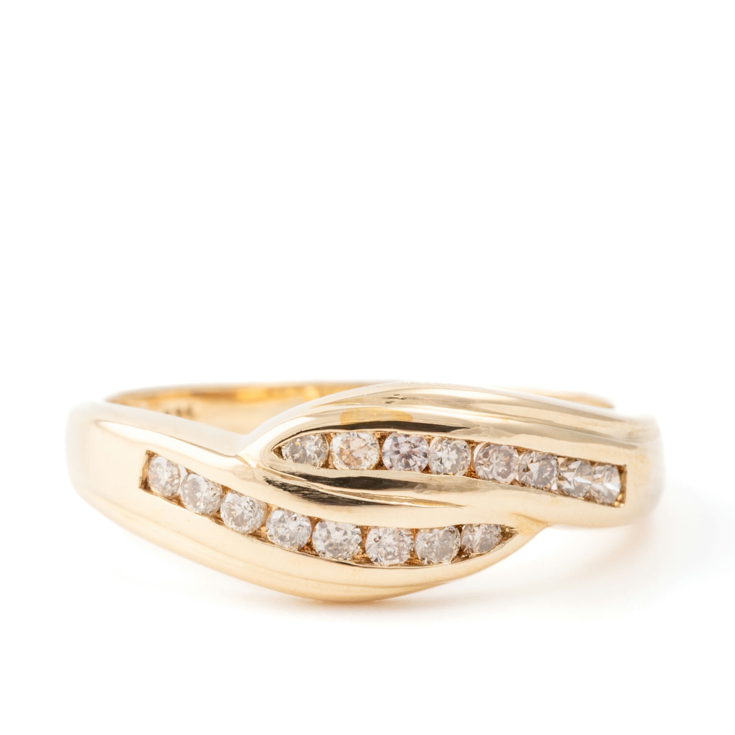 Diamond Ring 9 Carat Gold