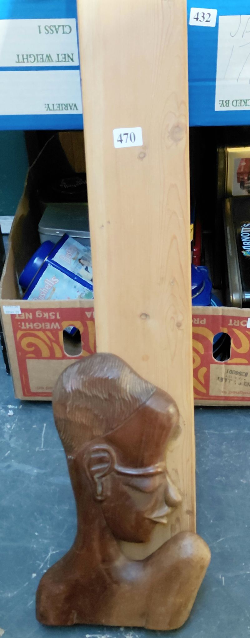 470 · WOODEN LONG BOX AND BUST
