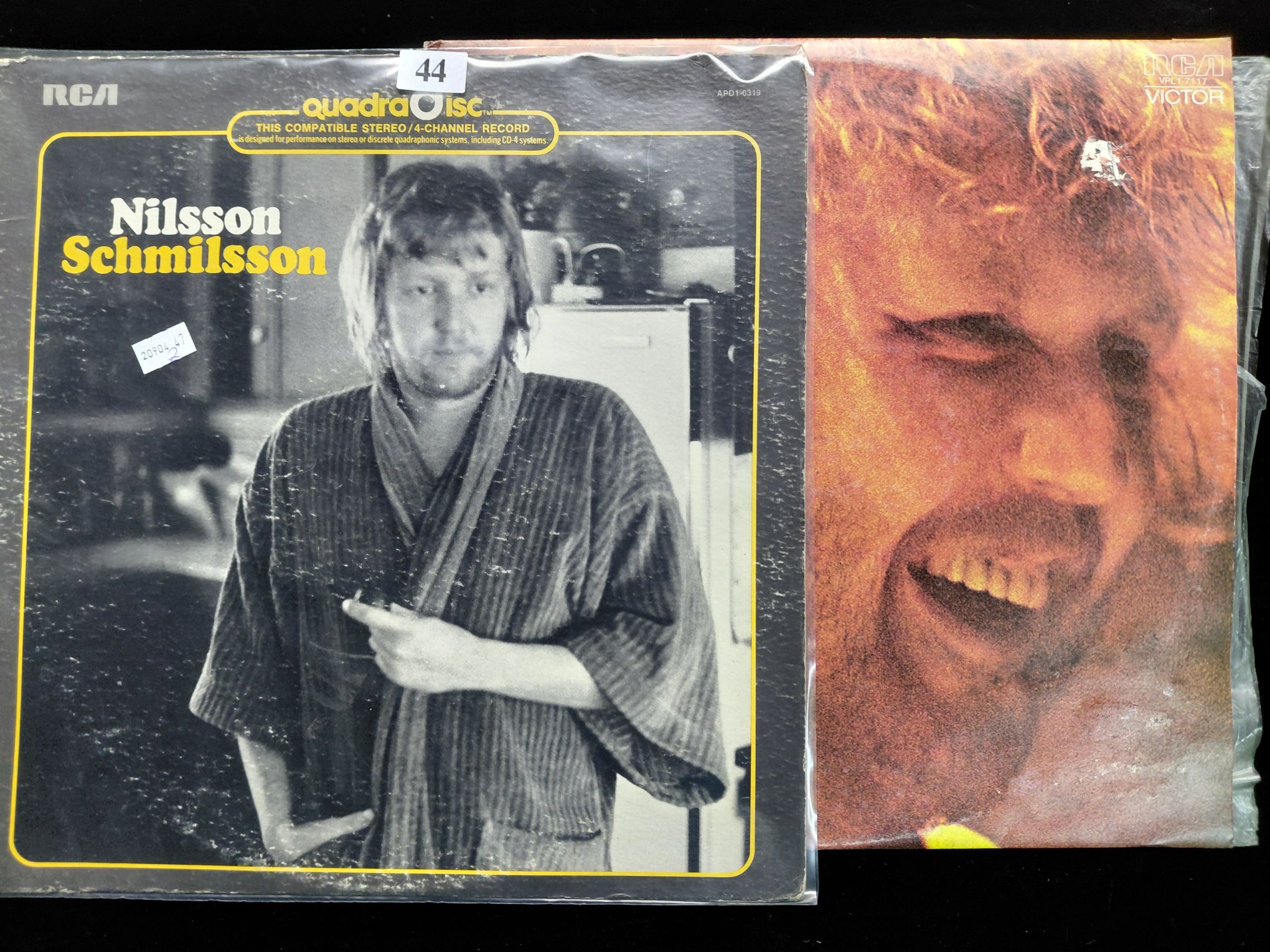 44 · NILSSON SCHMILSSON