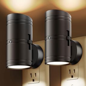 NIGHT LIGHT, NIGHT LIGHTS PLUG INTO WALL WITH DUSK TO DAWN SENSOR, 0-100LM ADJUSTABLE BRIGHTNESS, WARM WHITE 3000K, SHINE UP AND D