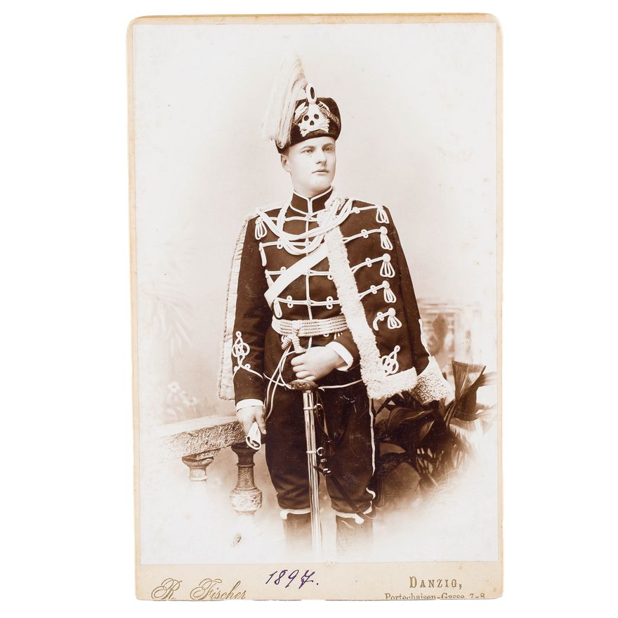 Zdjęcie oficera "Czarnych Huzarów"