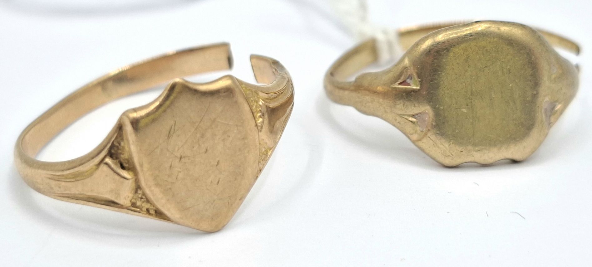 1109 · 9CT GOLD SCRAP RINGS