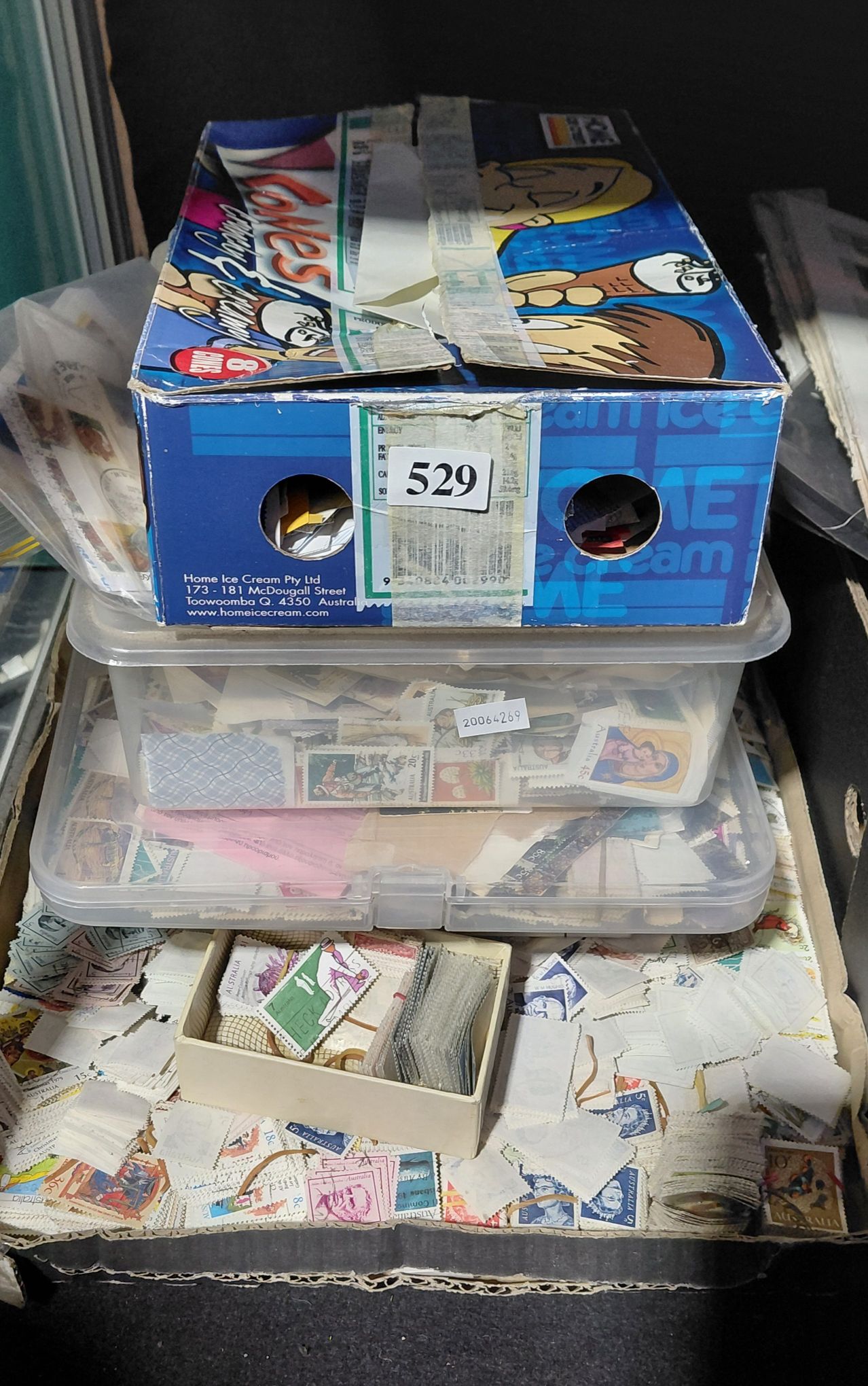 529 · STAMPS - AUSTRALIA