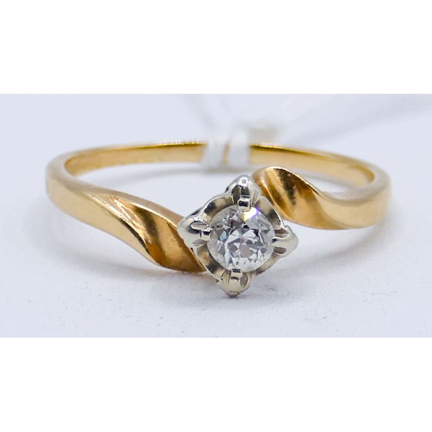Ladies .3ct Diamond 14k Ring Size 9 - 2.7 Grams