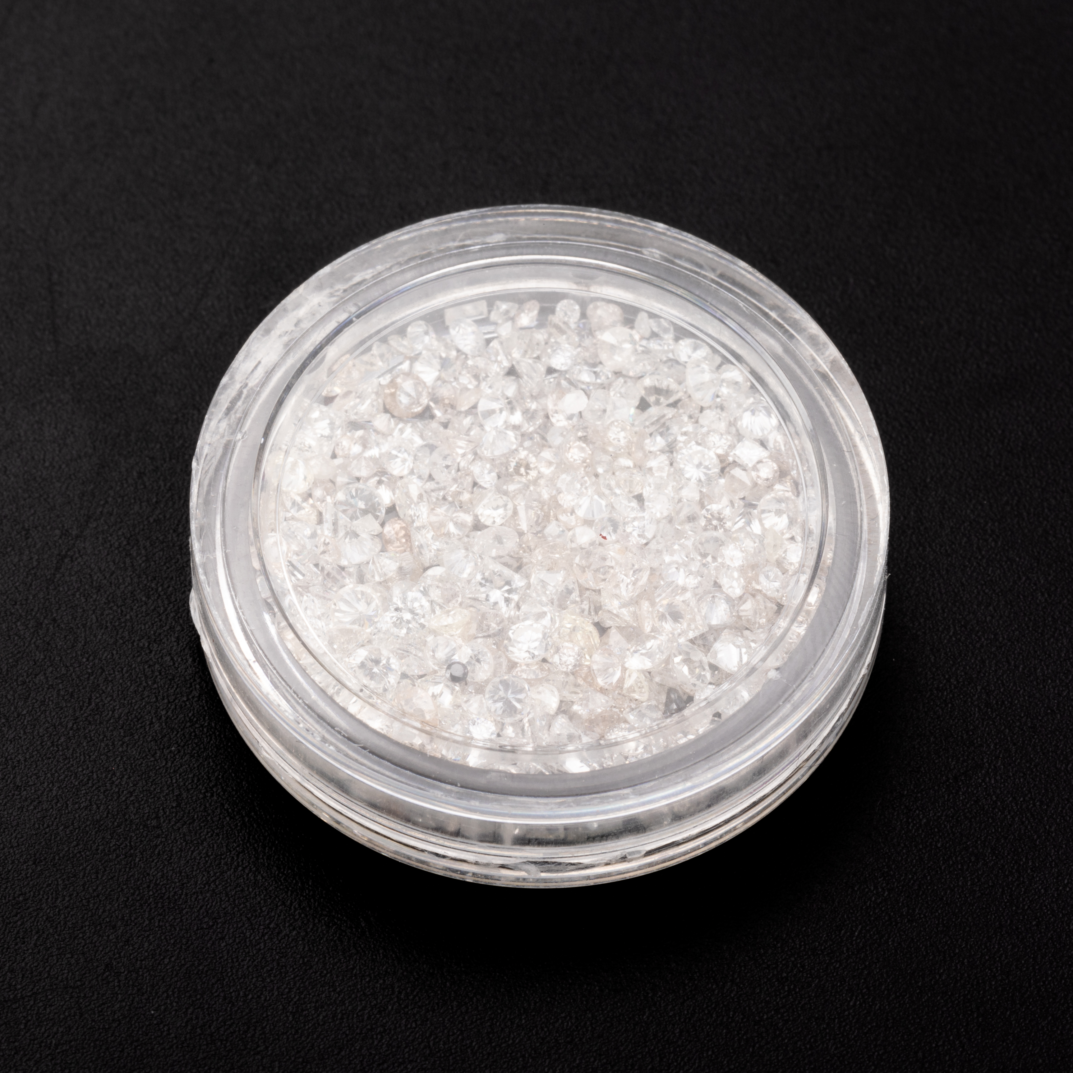 362 · 10 Carat Parcel of Loose Diamonds