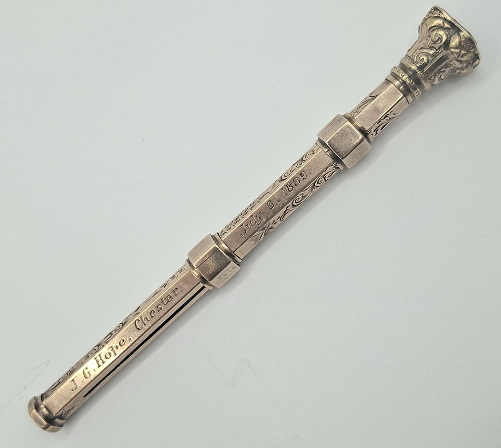 204 · VICTORIAN 9CT GOLD PROPELLING PENCIL