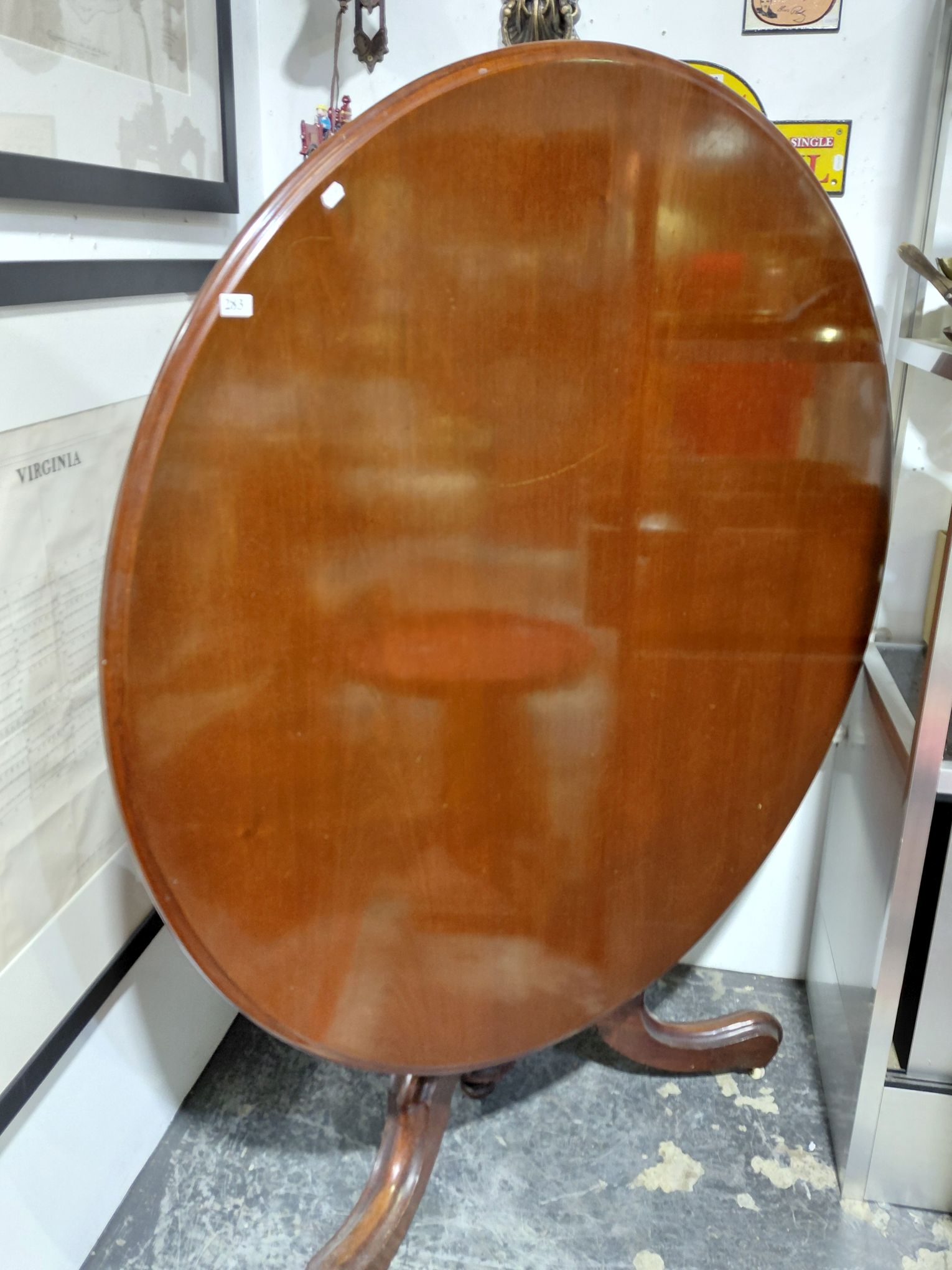 283 · CEDAR DINING TABLE