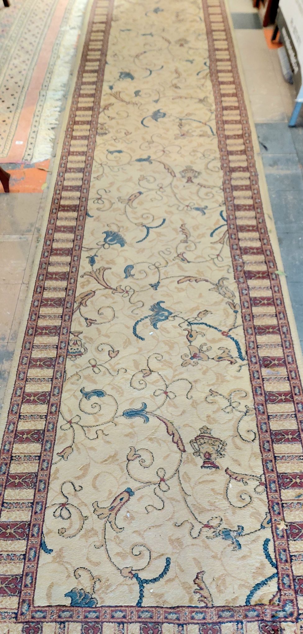 72 · MACHINE WEAVED HALLWAY RUNNER RUG