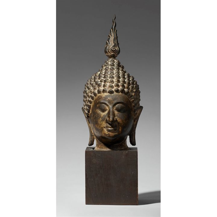 A Sukhothai style bronze head of a Buddha