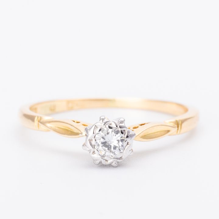 Vintage Diamond Solitaire Ring 18ct Gold