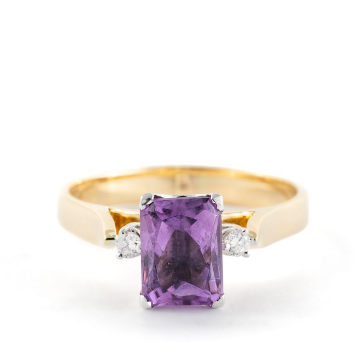 Amethyst & Diamond Ring 18ct Gold