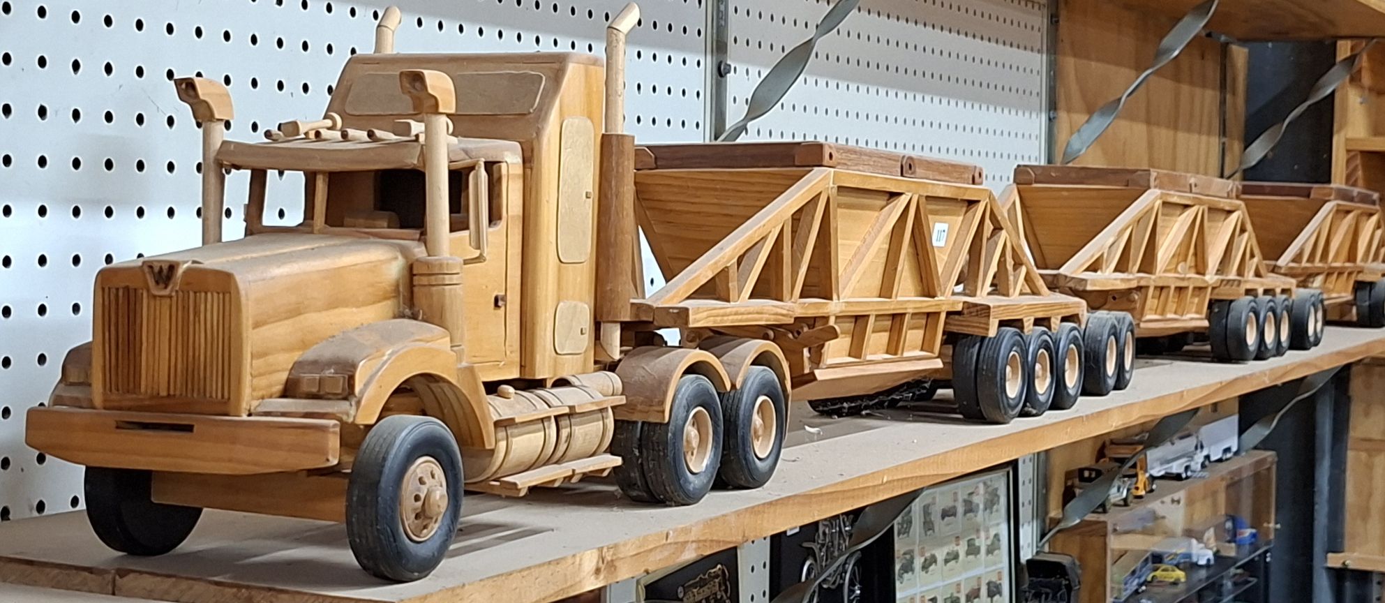 117 · LARGE WOODEN TRUCK