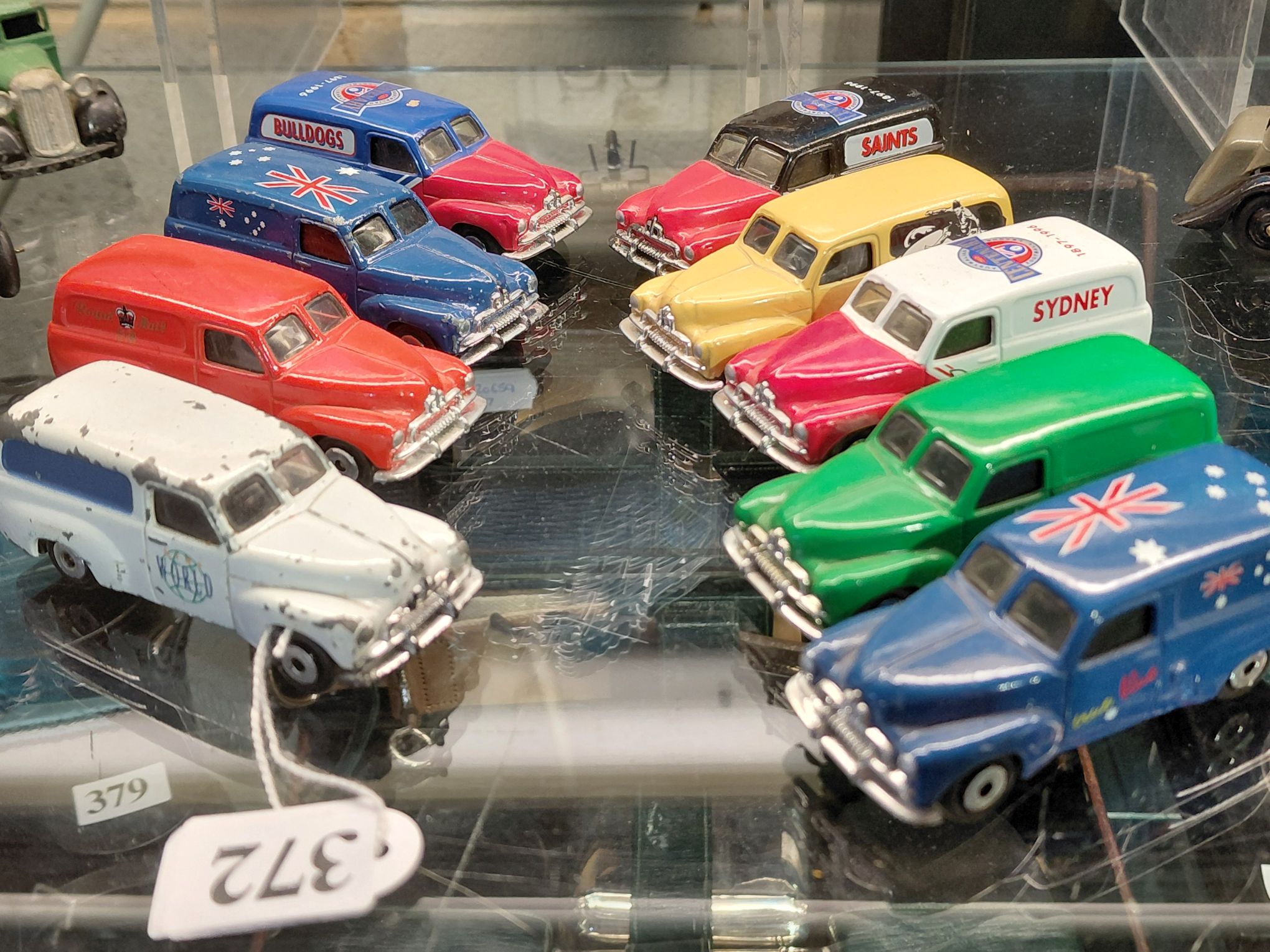 372 · DIE CAST HOLDEN CARS