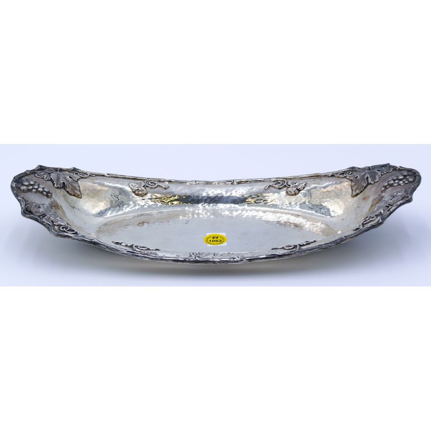Antique Gorham Sterling Grape Vine Oval Tray 13'' - 435 Grams