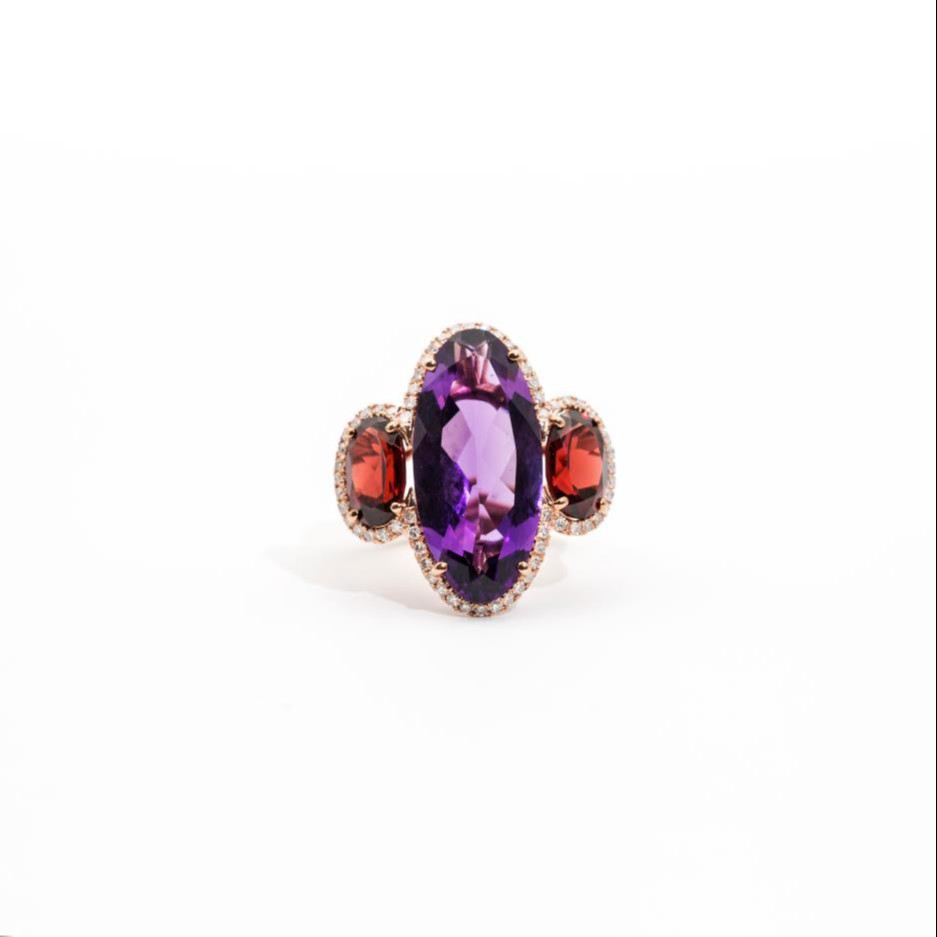 496. · 9ct Gold Amethyst, Garnet & Diamond  Ring 6.9g