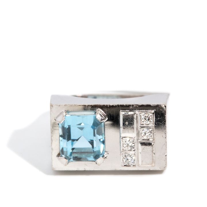 2.39 Carat Aquamarine & Diamond 18ct Gold Ring,
