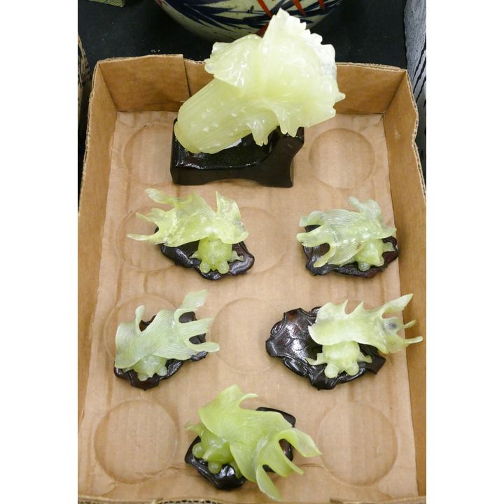 Box Chinese Serpentine Goldfish etc.
