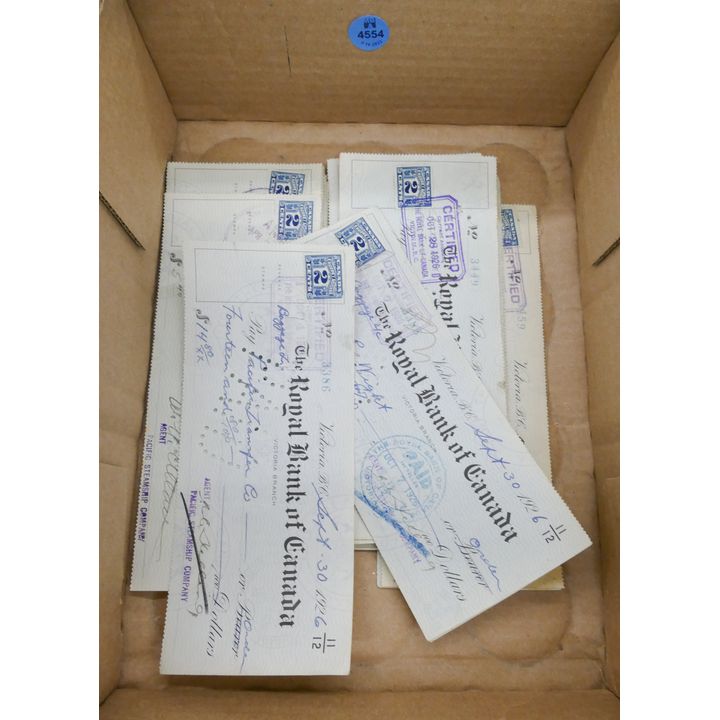 Box Antique Royal Bank of Canada Checks
