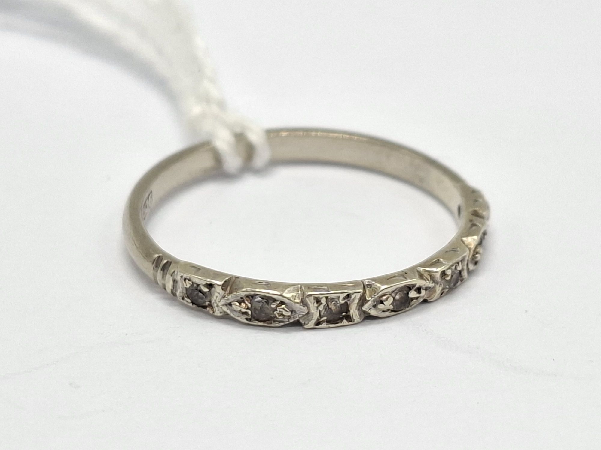 1057 · 9CT ENGRAVED WEDDER