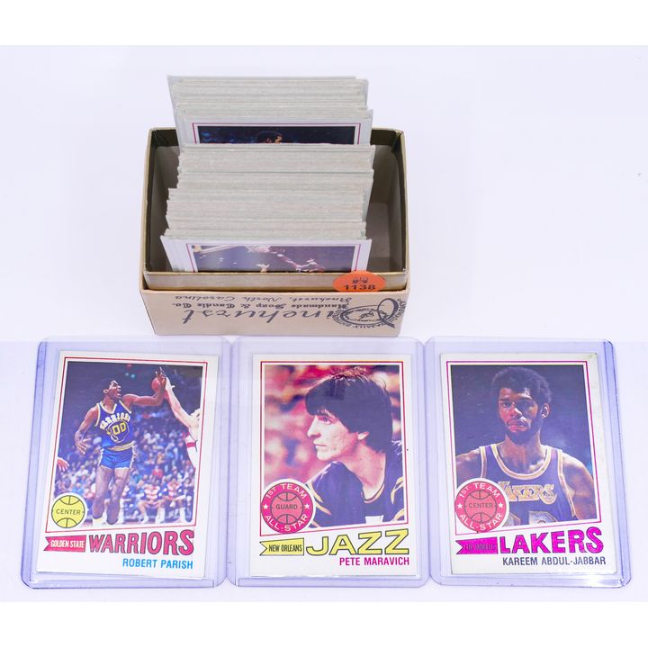 Box 108pc 1977 Topps Basketball Cards - Key Cards Kareem Abdul-Jabbar, Pete Maravich