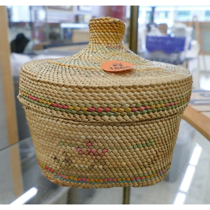 Vintage Makah Covered Whaling Basket- 4''