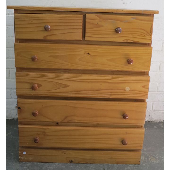 PINE CHEST OF DRAWERS
