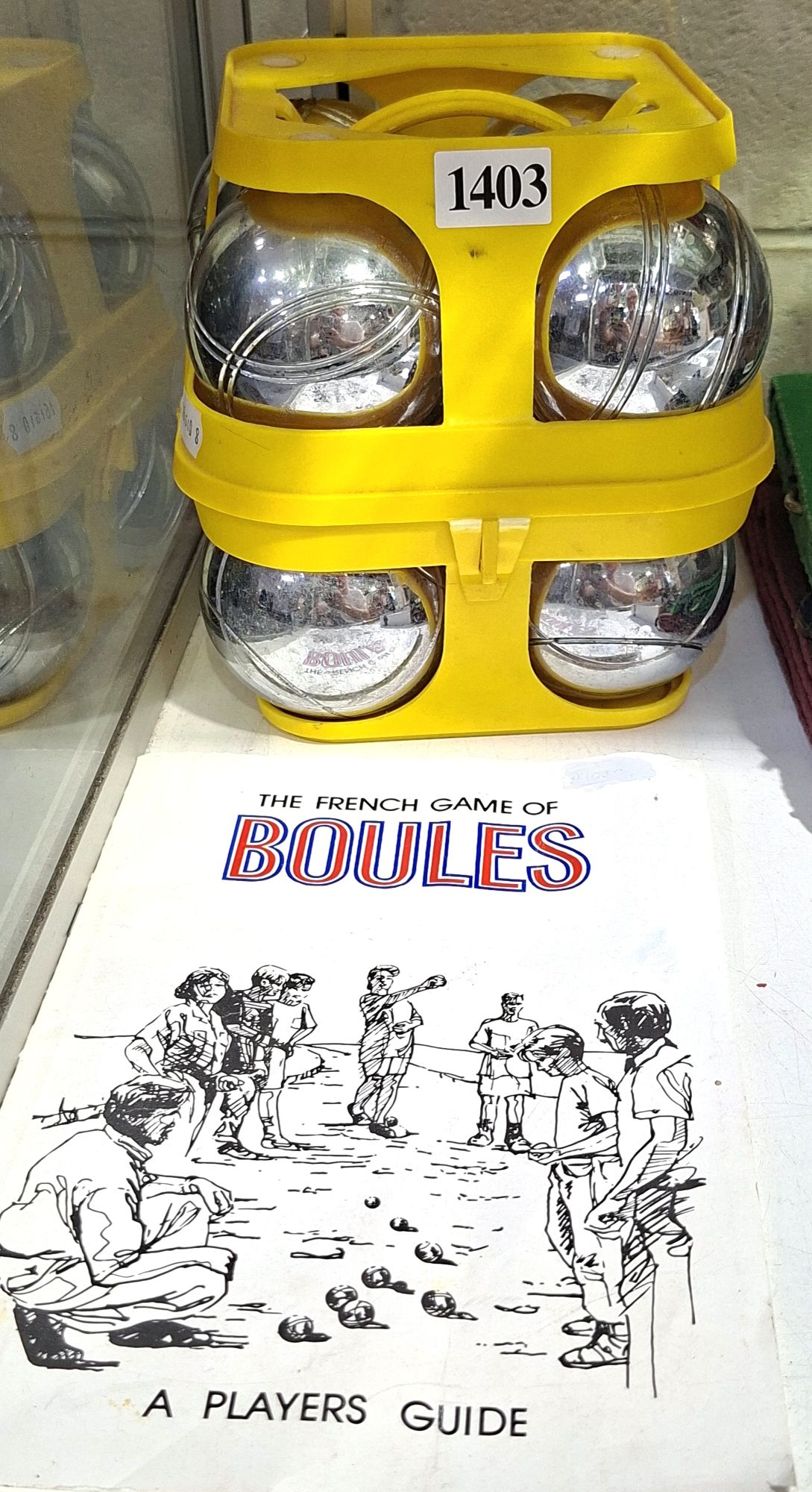 1403 · FRENCH BOULES SET AND BOOKLET
