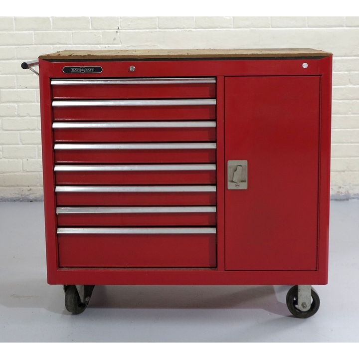 MASTERCRAFT TEN-DRAWER MOBILE TOOL CHEST
