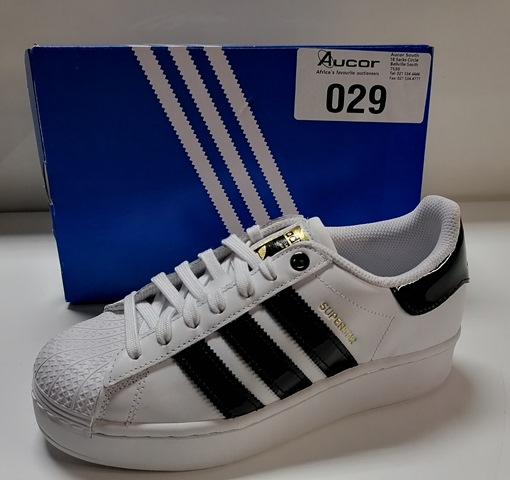 ADIDAS SUPERSTAR BOLD W - FV3336 - FTWR WHITE/CORE BLACK/GOLD MET - UK 5 |  Aucor