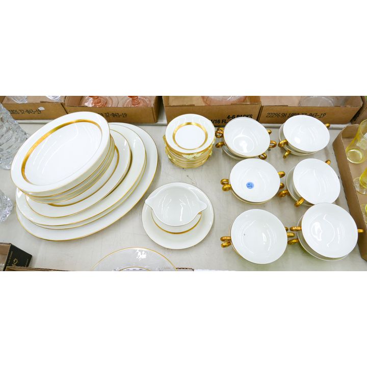 32pc Haviland Gilt Rimmed Dining Set