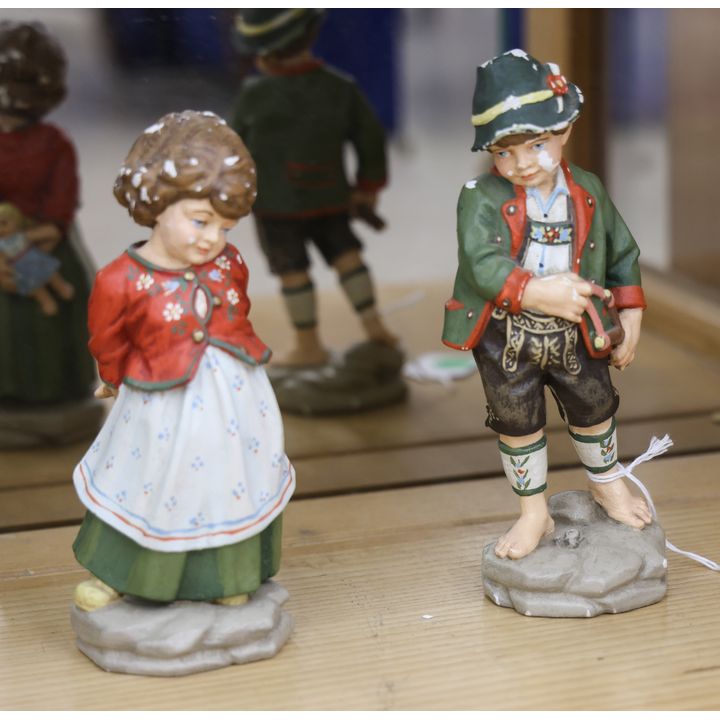 Pair Kuno Bierling Germany Carved Boy & Girl Figures 7''