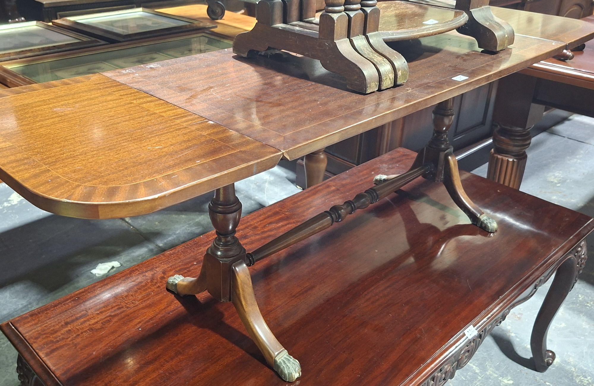 237 · COFFEE TABLE
