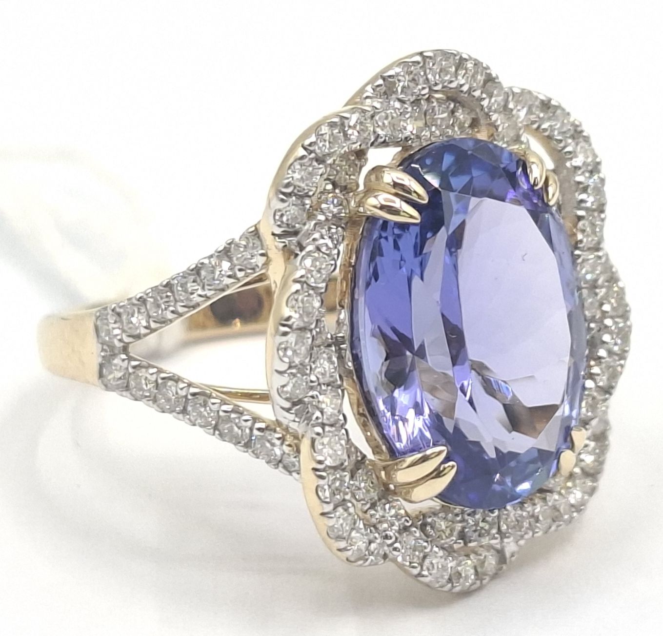 275 · 14K YELLOW GOLD RING