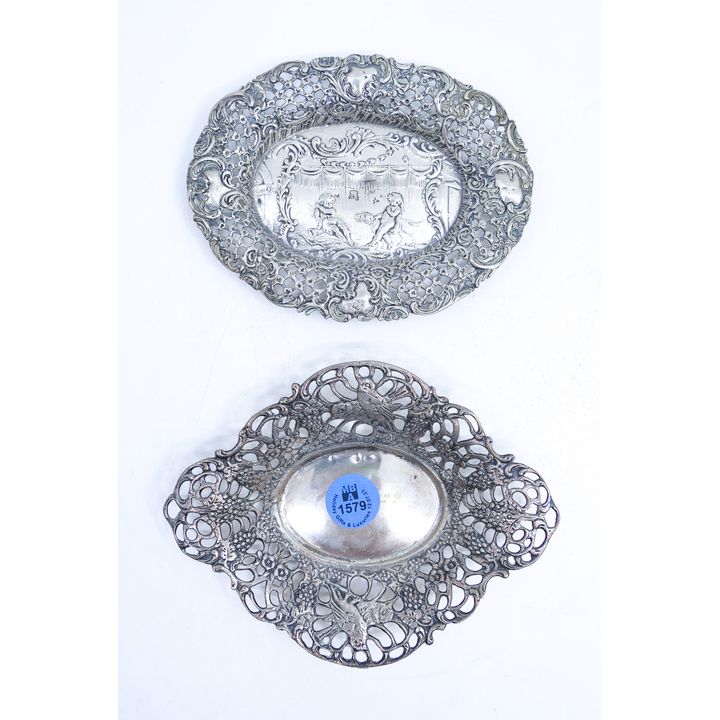 2pc Ornate 800 Silver Small Trays 4.5'' and 5'' - 104 Grams TW