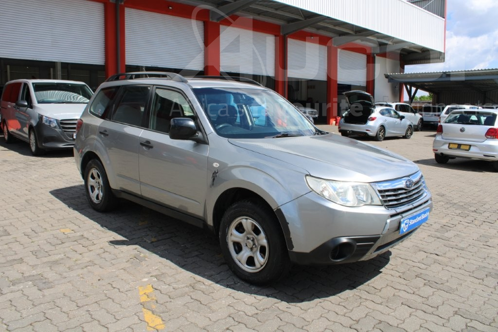 2011 SUBARU FORESTER 2.5 X M/T