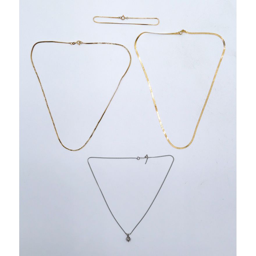 Box 14k Assorted Chain Necklaces - 10.8 Grams TW