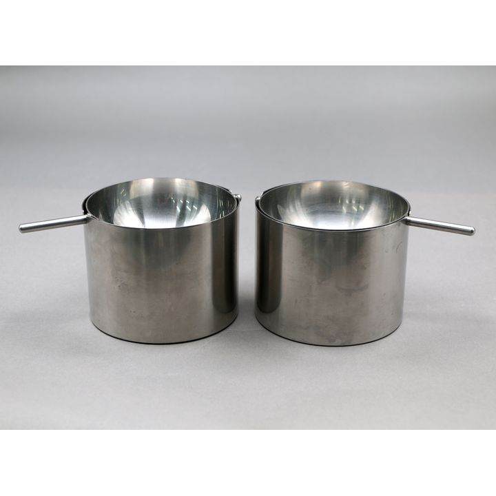 Arne Jacobsen (Denmark, 1902-1971) for Stelton - Two ‘Cylinda Line’ ashtrays